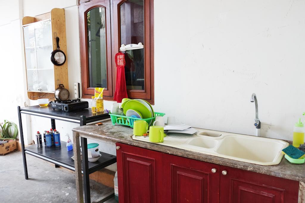 Hoz Bed & Breakfast Yogyakarta Eksteriør bilde